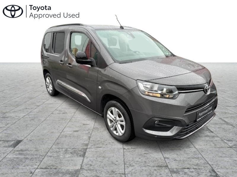 Toyota ProAce MPV Proace City Verso SWB MPV & trekhaak, Autos, Toyota, Argent ou Gris, Achat, ProAce, Boîte manuelle
