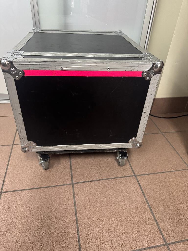 ROAD READY RR8U-AD FLIGHTCASE MET WIELEN, Musique & Instruments, Boîtiers & Valises, Enlèvement, Utilisé, Flight case