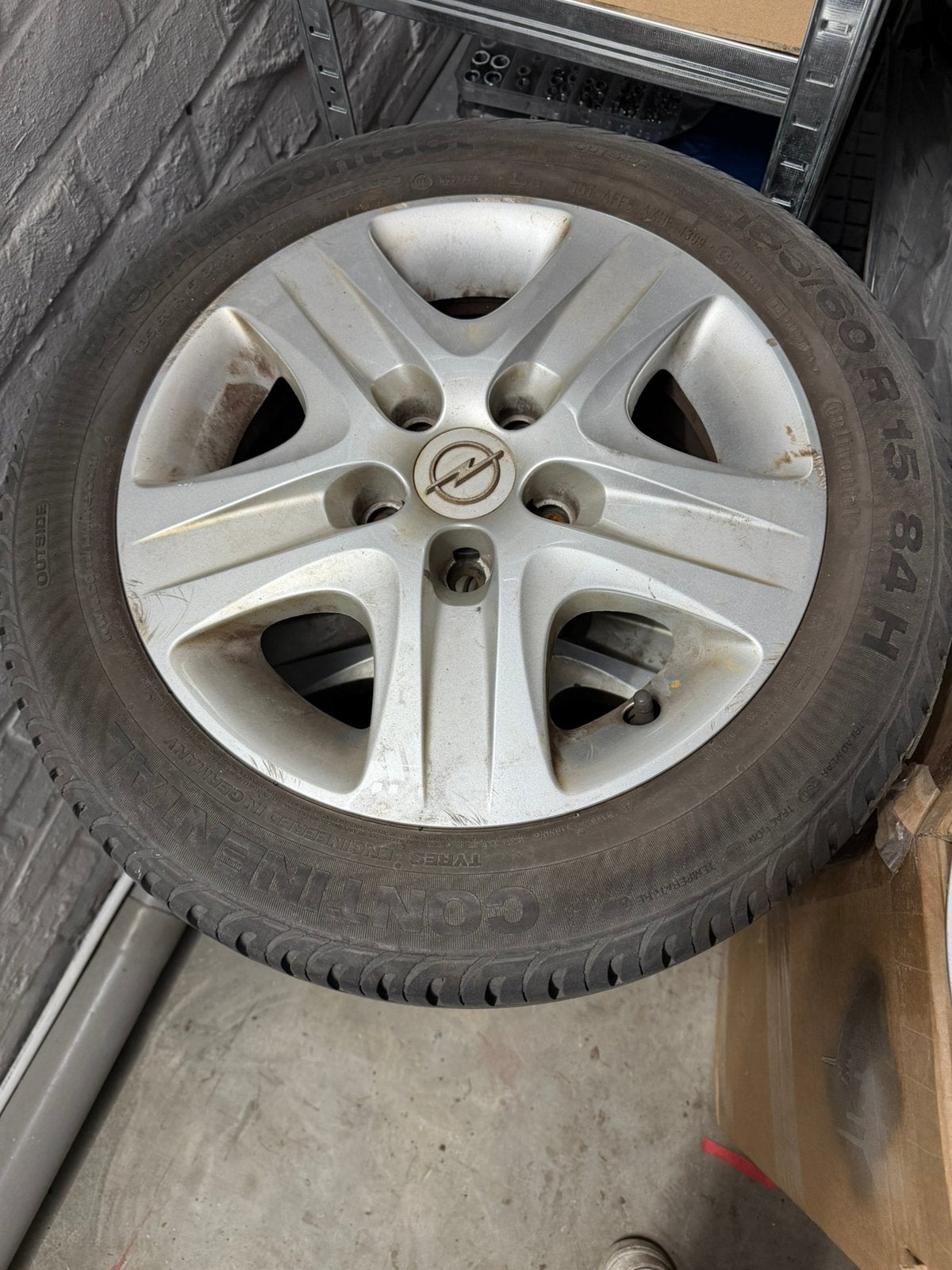 Pneus 5x110 avec jantes 185/60r15, Autos : Pièces & Accessoires, 15 pouces, Enlèvement ou Envoi, Véhicule de tourisme, Pneus été