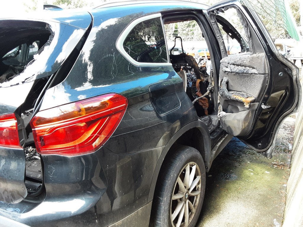 AILE ARRIÈRE DROIT BMW X1 (F48) (01-2014/06-2022), Garde-boue, Utilisé, Petuelring 130
80809  München, DE, Arrière