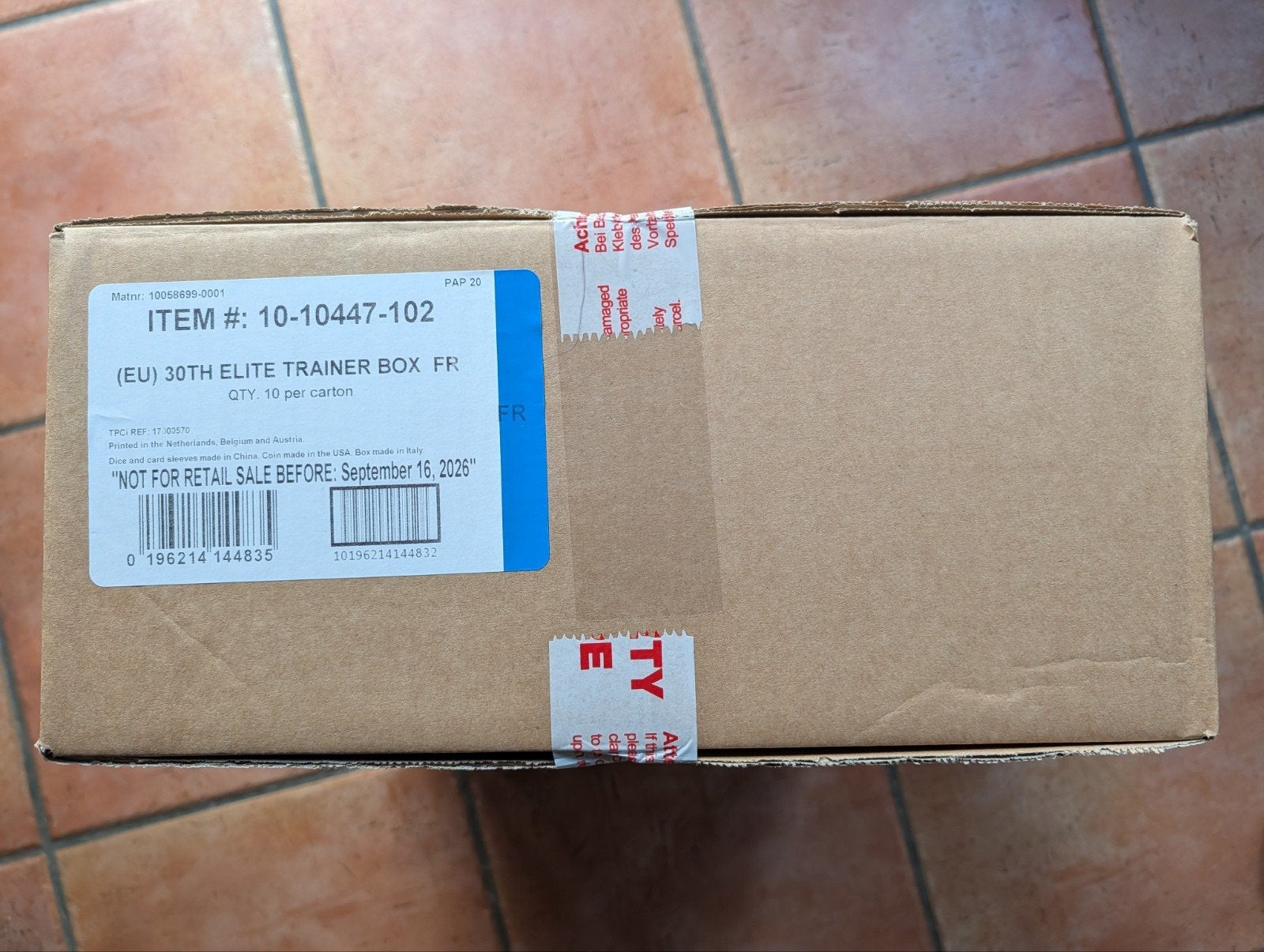 case etb pokémon 30e ans anniversaire scellée, Enlèvement, Neuf, Carte(s) à jouer