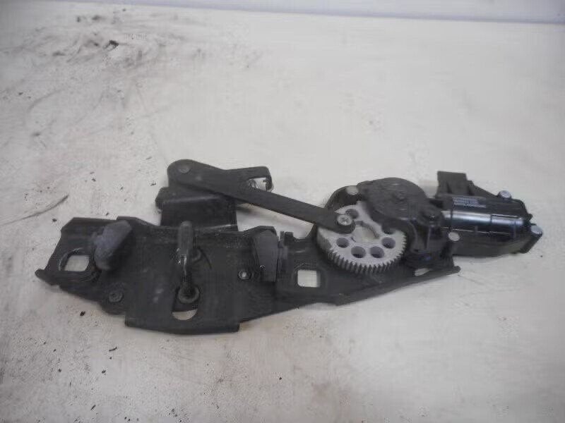 CENTRALE VERGRENDELING MOTOR ACHTERKLEP Ford Focus 2 C+C, Gebruikt, Valeo, Ford, Info@valeo.fr