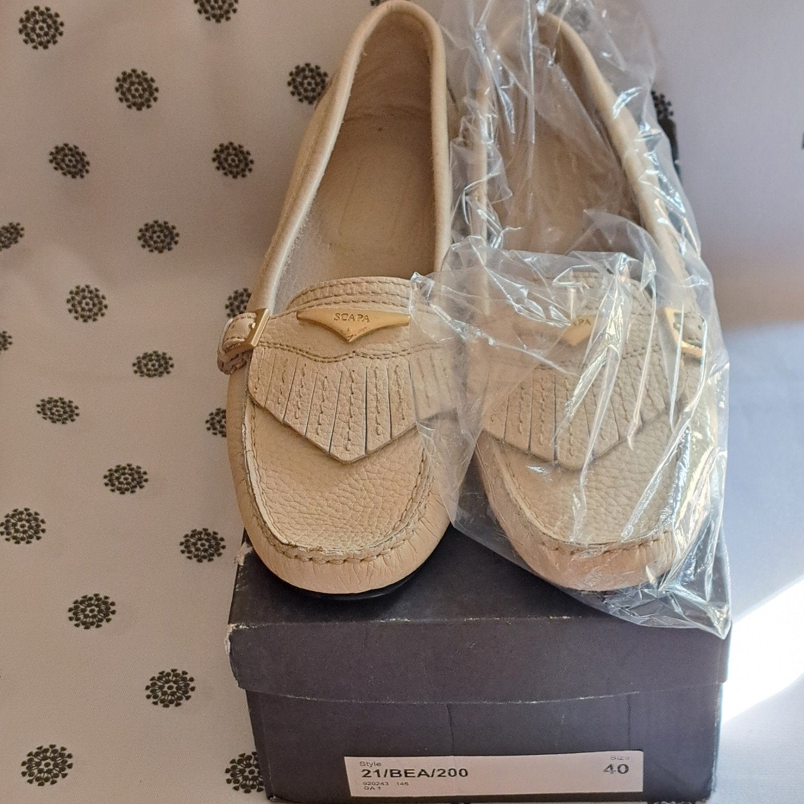 Chaussures neuves Scapa taille 40, Vêtements | Femmes, Chaussures, Enlèvement ou Envoi