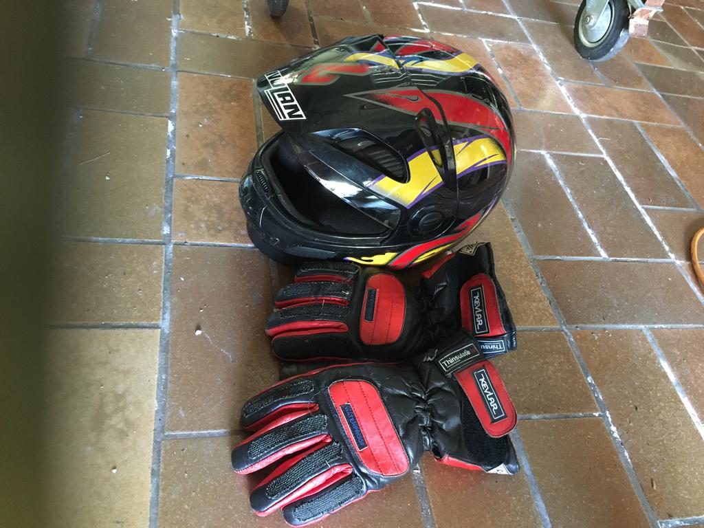 Motorhelm en handschoenen, Motoren, Ophalen, M, Nolan, Tweedehands