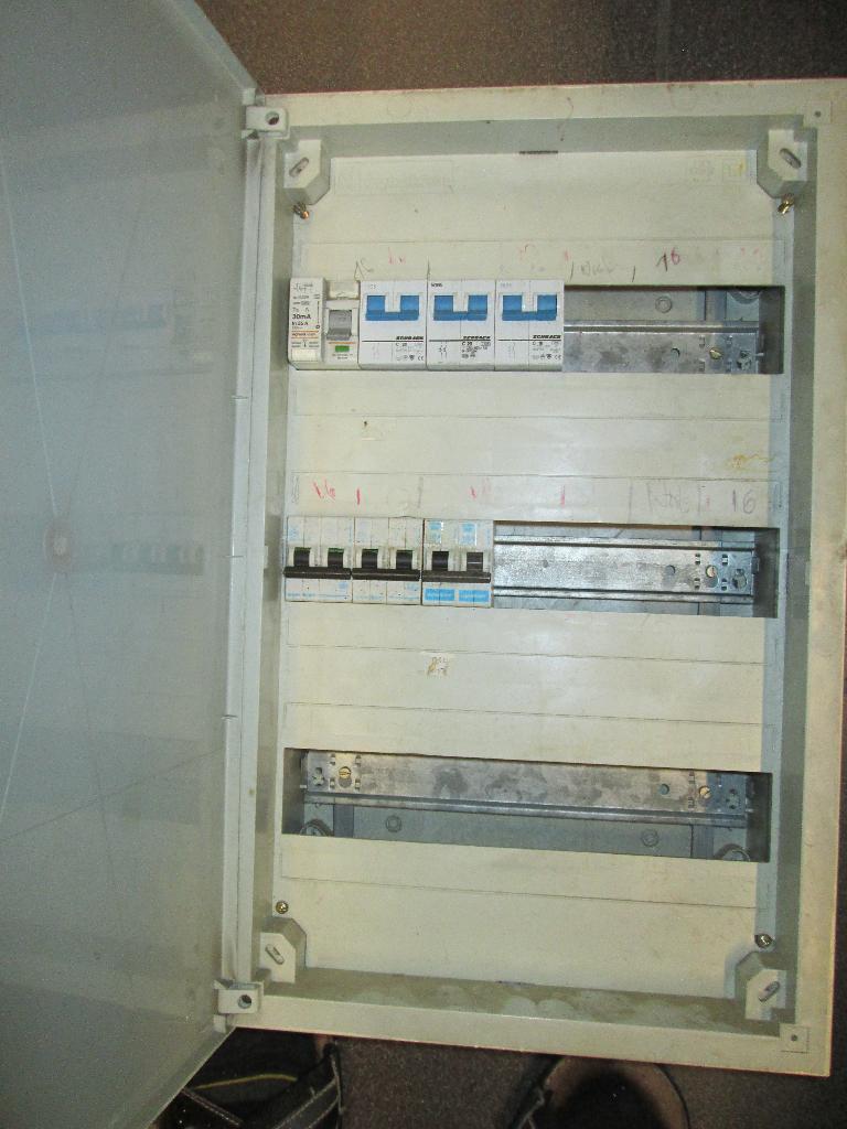 Electriciteitskast, Doe-het-zelf en Bouw, Ophalen, Gebruikt