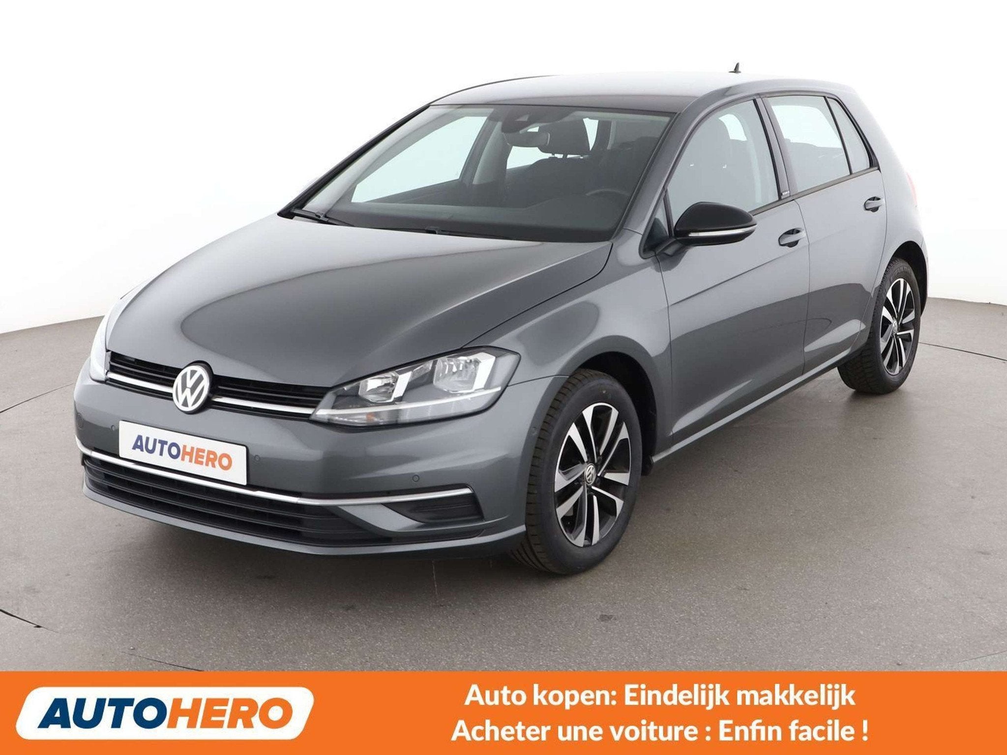 Volkswagen Golf 1.0 TSI IQ.DRIVE, Autos, Argent ou Gris, Achat, Euro 6, Noir