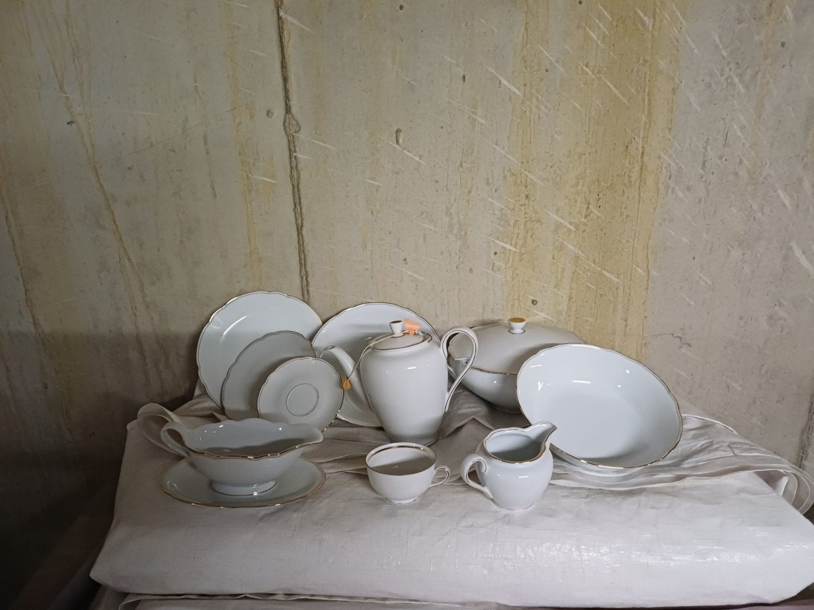 Compleet koffie- en eetservies, 12 personen., Ophalen