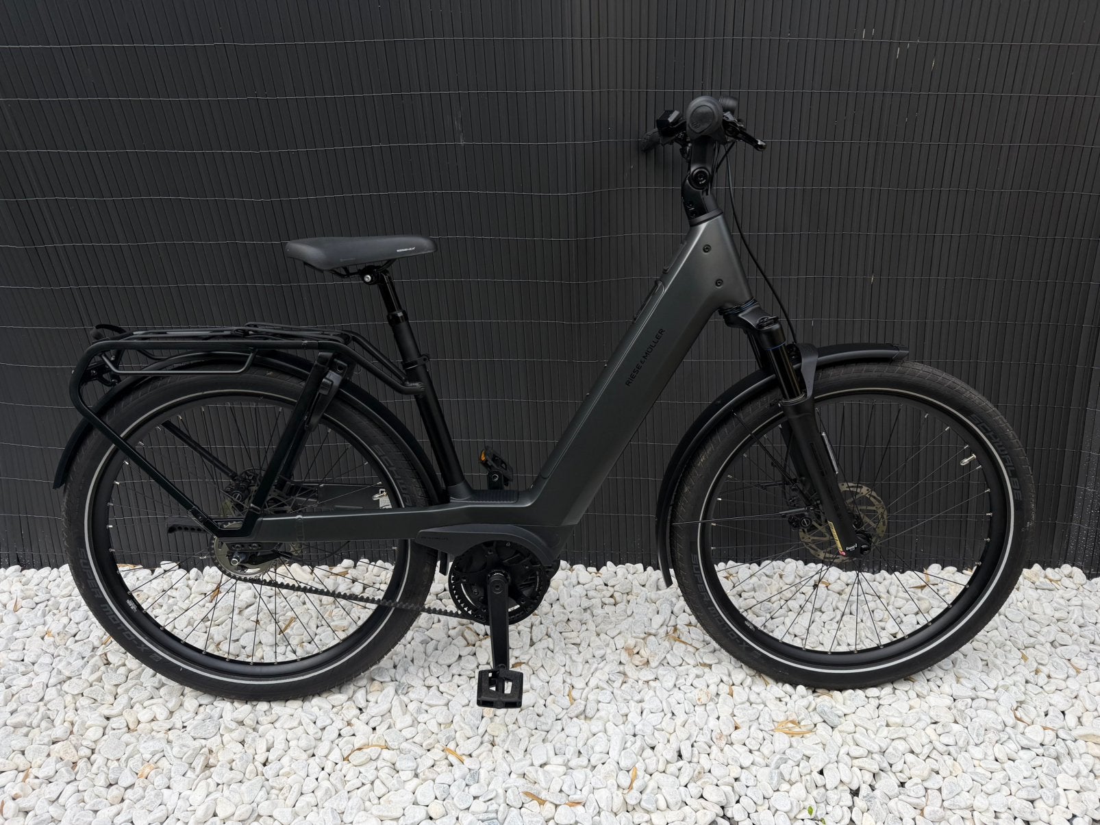 Riese & Müller Nevo5 Silent Core 2026 341km! In nieuwstaat!, Fietsen en Brommers, Elektrische fietsen, Ophalen of Verzenden, Zo goed als nieuw
