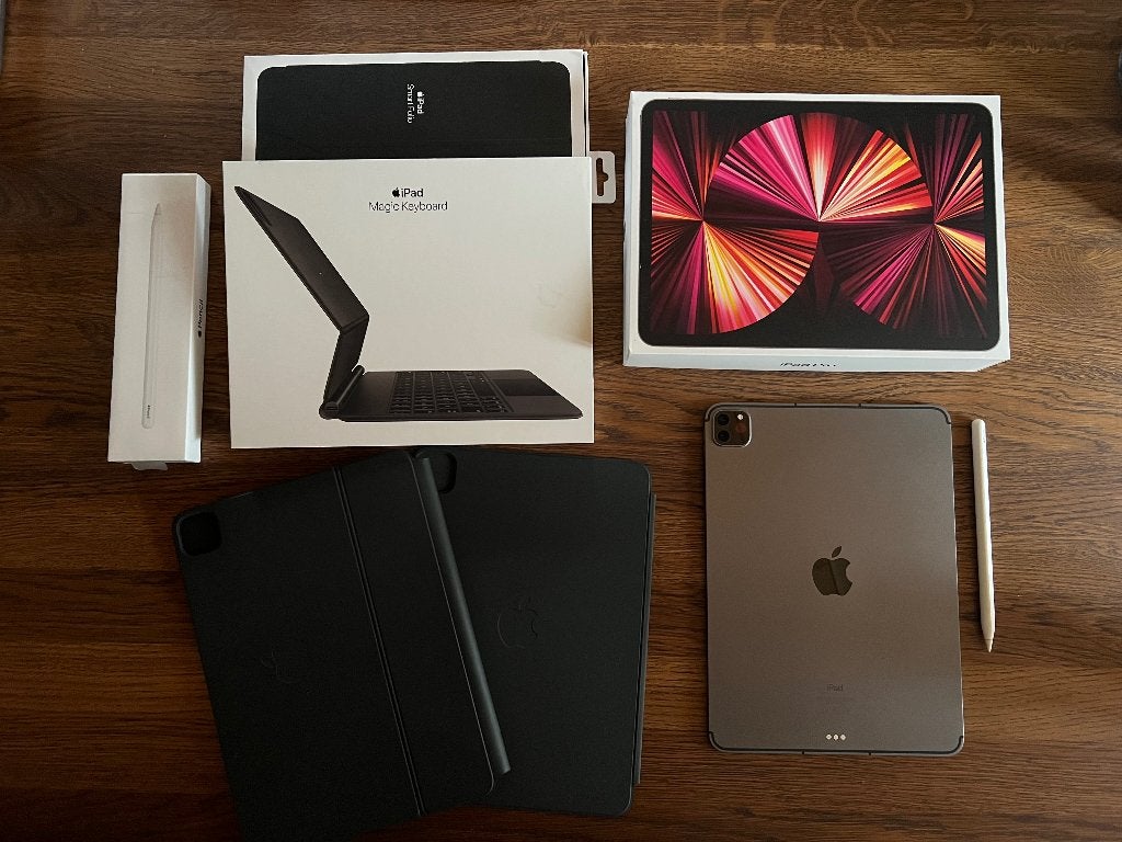 Apple iPad Pro 11 inch WiFi + 5G Space Gray, Computers en Software, Apple iPad, 11 inch, Ophalen of Verzenden, Zo goed als nieuw