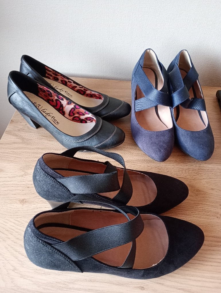 Pumps maat 39, Escarpins, Comme neuf, Enlèvement, Noir