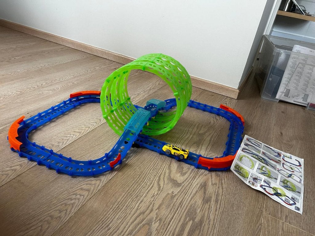 Glow Speed Track racebaan met auto, Enfants & Bébés, Autres marques, Électrique, Enlèvement, Avec looping