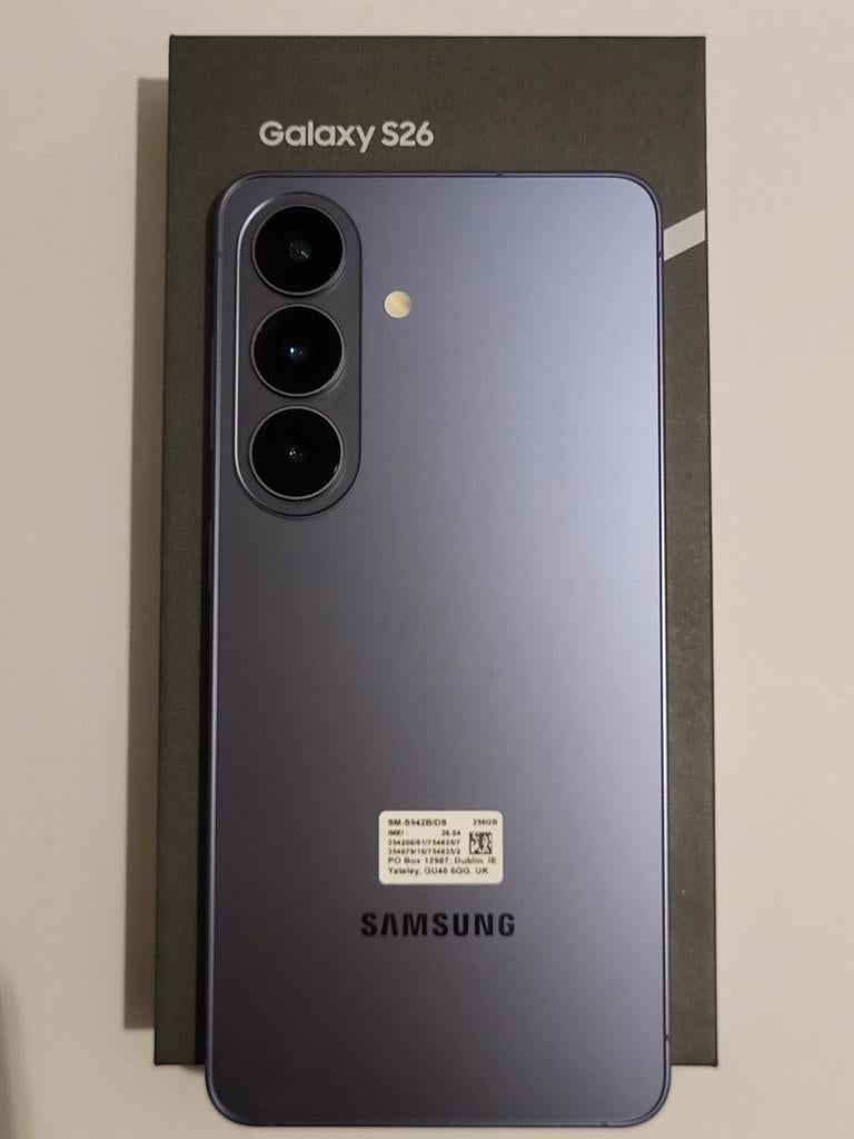 Samsung Galaxy S26, Télécoms