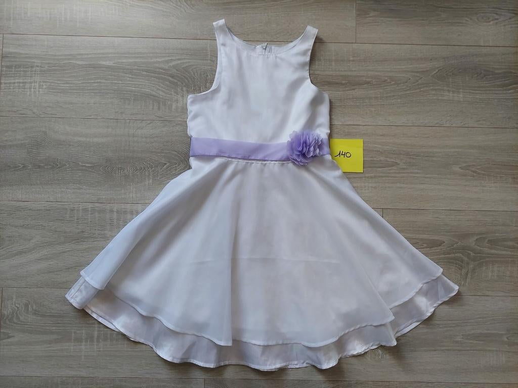 Belle robe (de communion) taille 140, Enlèvement ou Envoi, Neuf, Fille, Robe ou Jupe