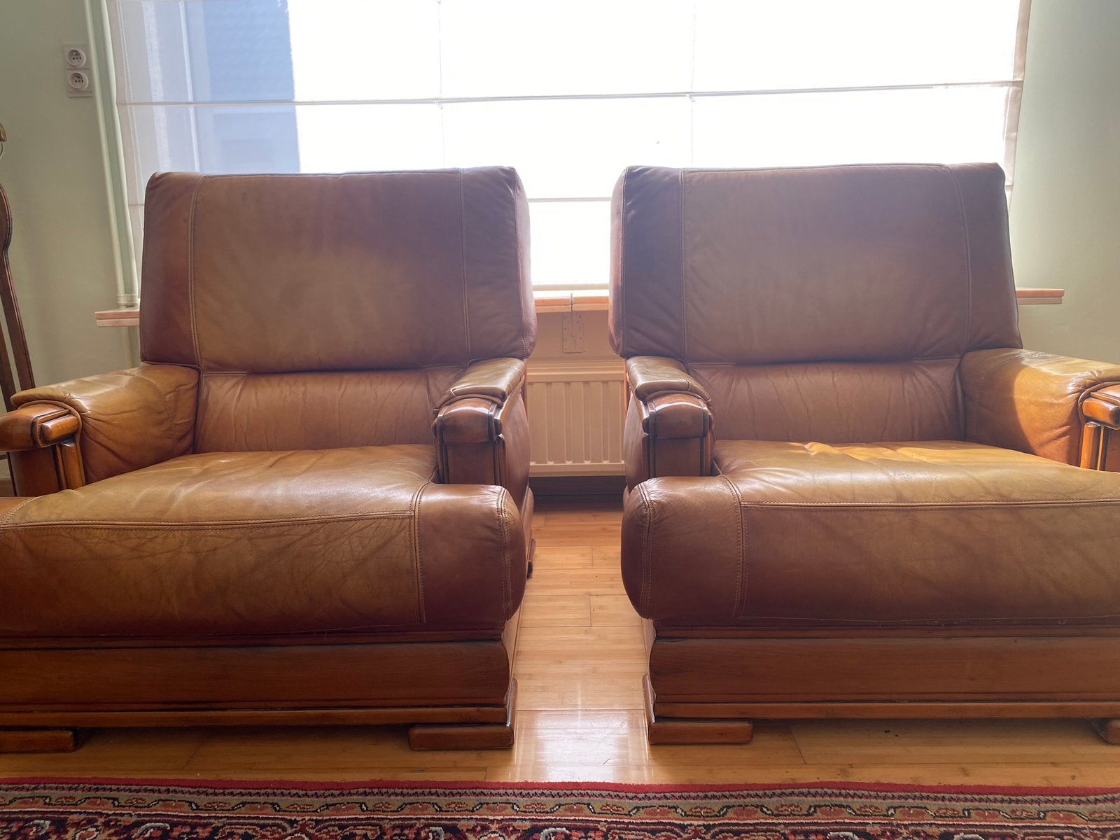 Gratis lederen salon, Enlèvement, Utilisé, Bois, Klassiek