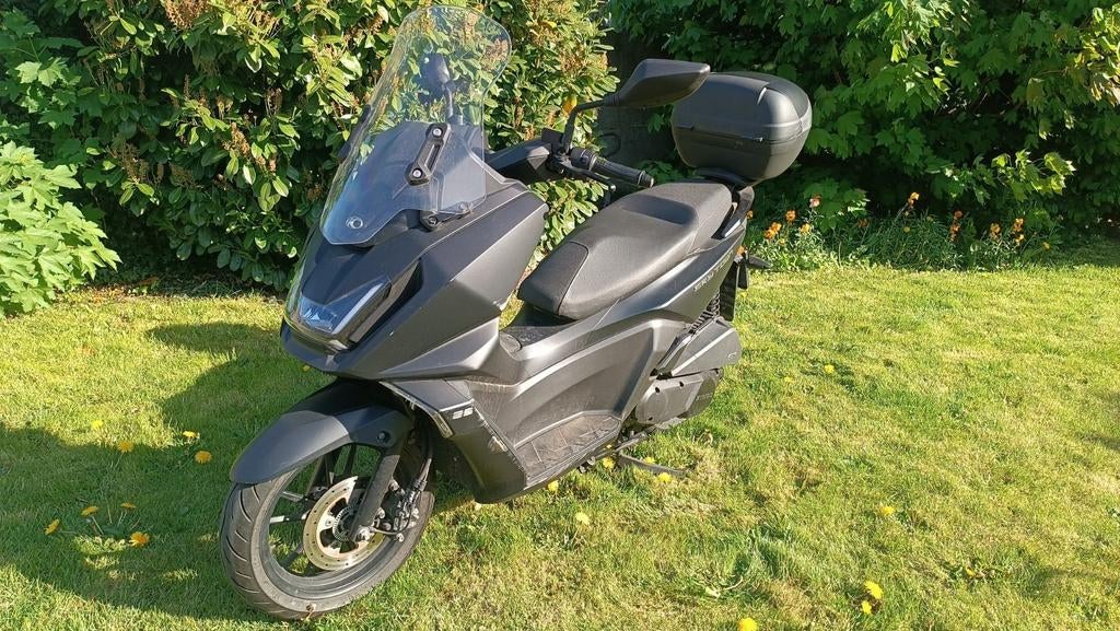 Kymco Sky Town 125cc matzwart, Ophalen, Overige modellen, 125 cc, Zo goed als nieuw
