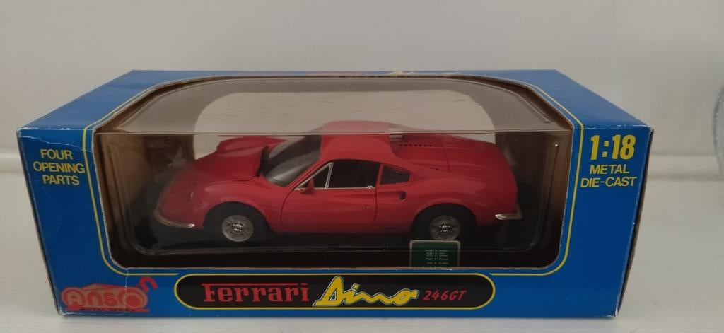 Ferrari Dino 1/18, Hobby en Vrije tijd, Modelauto's | 1:18, Ophalen of Verzenden