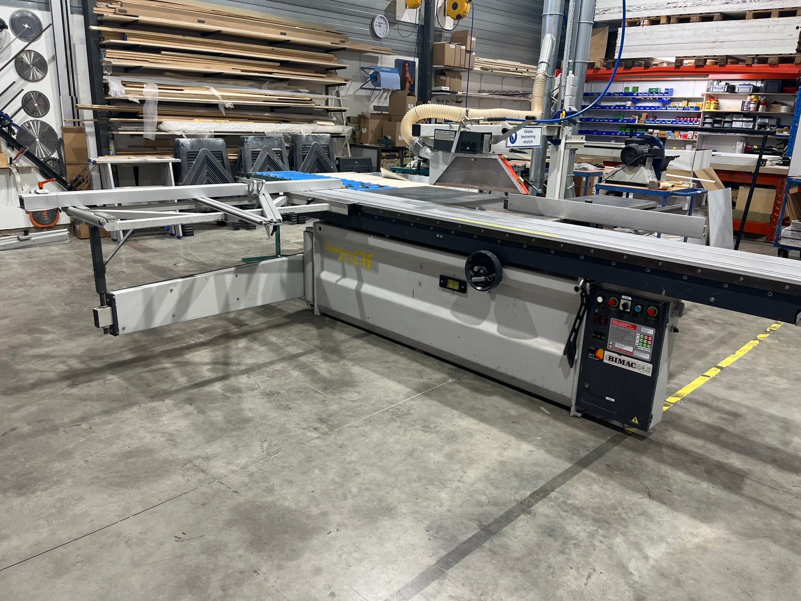 Robland Z320 formaatzaag – bouwjaar 1999 – goede staat, Bricolage & Construction, Outillage | Scies mécaniques, Enlèvement, Utilisé