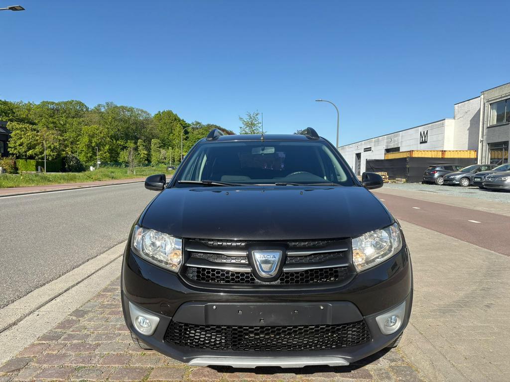 Dacia Sandero Stepway | 12 M Garantie | 124Dkm|Benzine|2015|, Auto's, Voorwielaandrijving, Stof, USB, Zwart