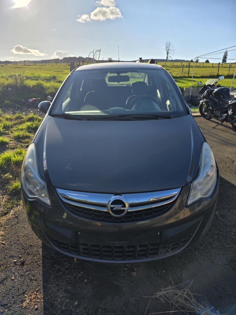 opel corsa, 1163 kg, Achat, 63 kW, Boîte manuelle