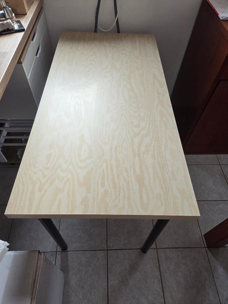 Table/bureau 120 x 60 Mittcirkel/Adils, Comme neuf, Enlèvement, 75 cm ou plus, 60 cm ou plus