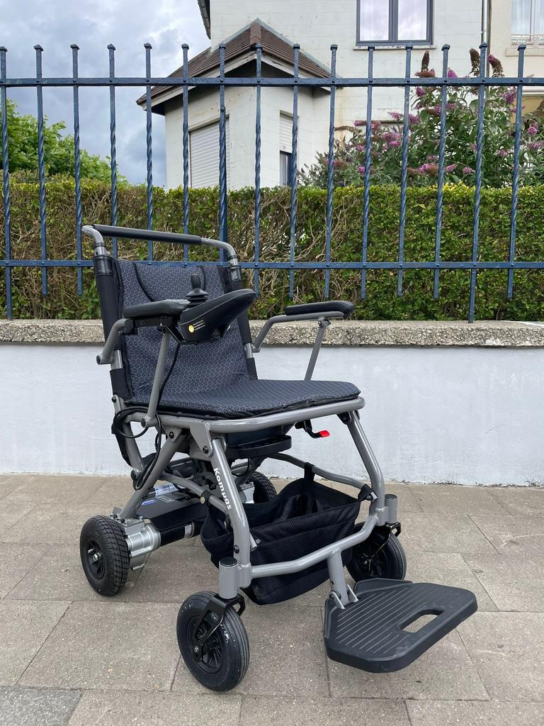 Opvouwbare elektrische rolstoel - Invacare Kompas nieuwstaat, Ophalen of Verzenden, Inklapbaar, Zo goed als nieuw