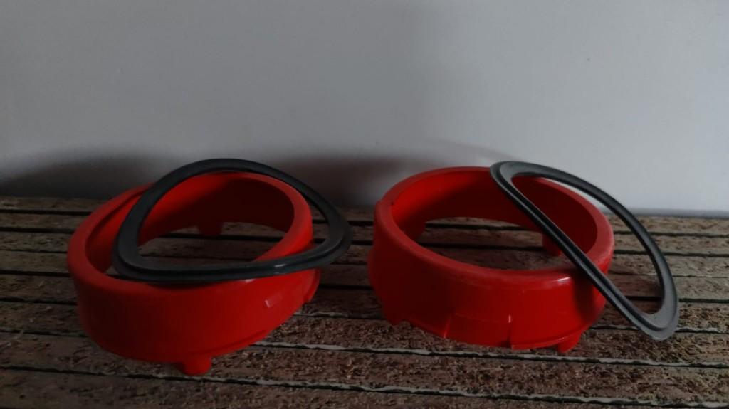 Ubbink 2 Aansluitingen + rubber o-ring voor Ubbink AE48C, Doe-het-zelf en Bouw, Ventilatie en Afzuiging, Ophalen, Nieuw, Ventilator en Afzuiger
