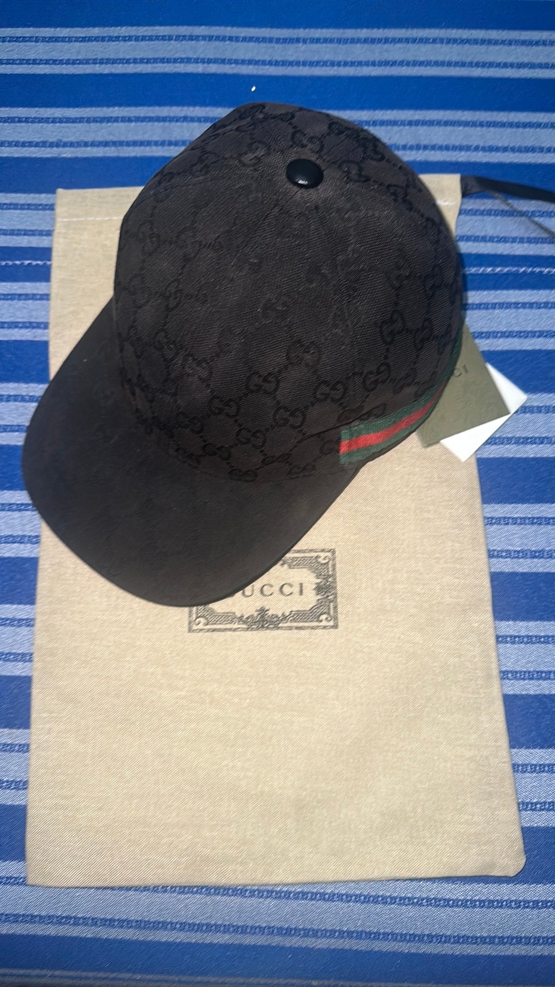Casquette ucci /tail M 58cm noir, Vêtements | Hommes, Chapeaux & Casquettes, Envoi, Porté, 57 cm (M, 7⅛ pouces) ou moins, Casquette