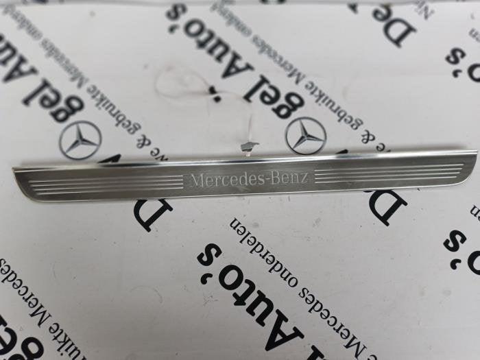 Instapverlichting van een Mercedes C-Klasse, Gebruikt, -, Ophalen of Verzenden, -