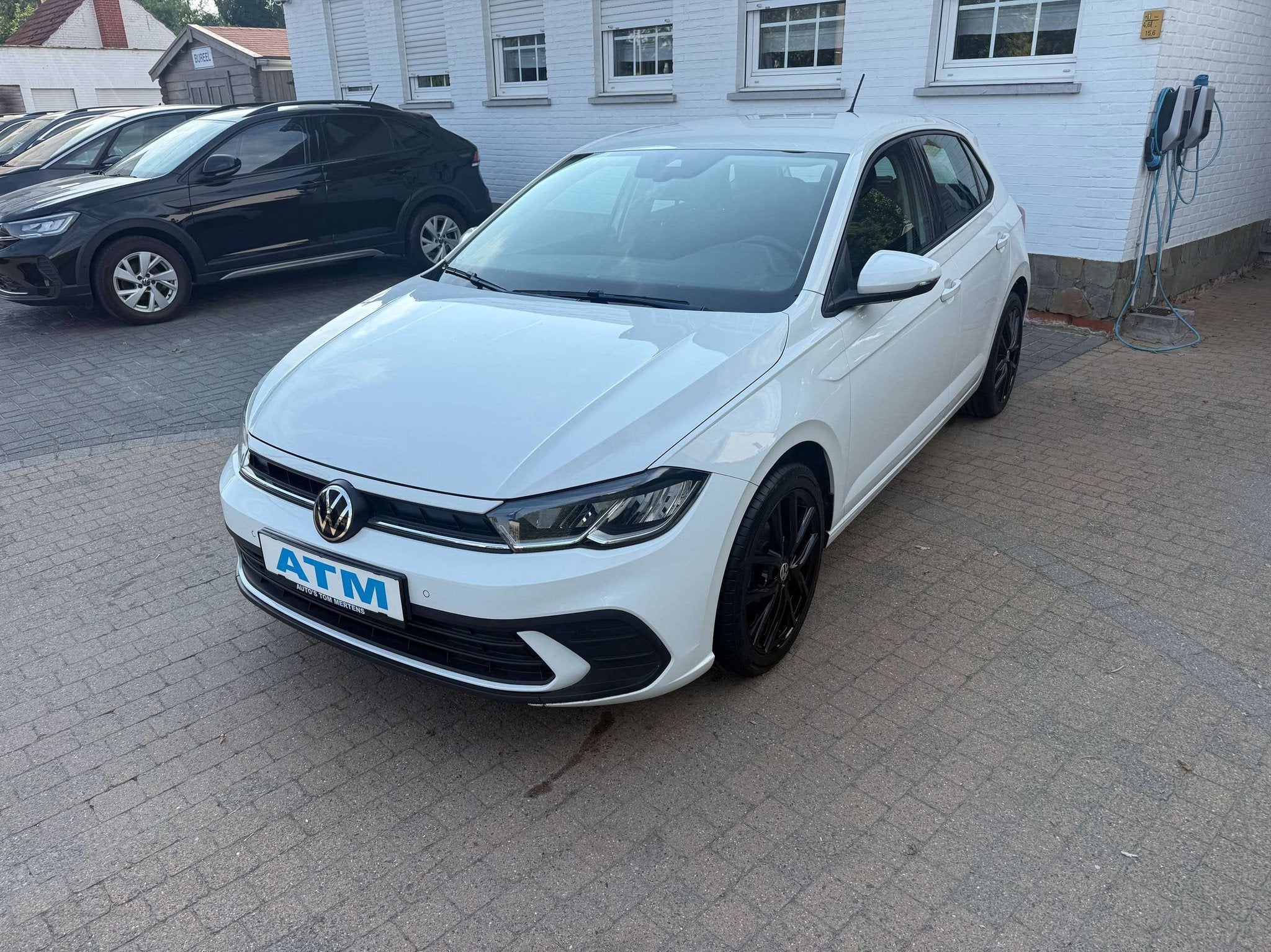 Volkswagen Polo Polo 1.0 Life/Navi/Airco/pdc V&A/Lane & Fron, https://public.car-pass.be/vhr/5b043277-a844-4064-8843-9f1eb97a8420
