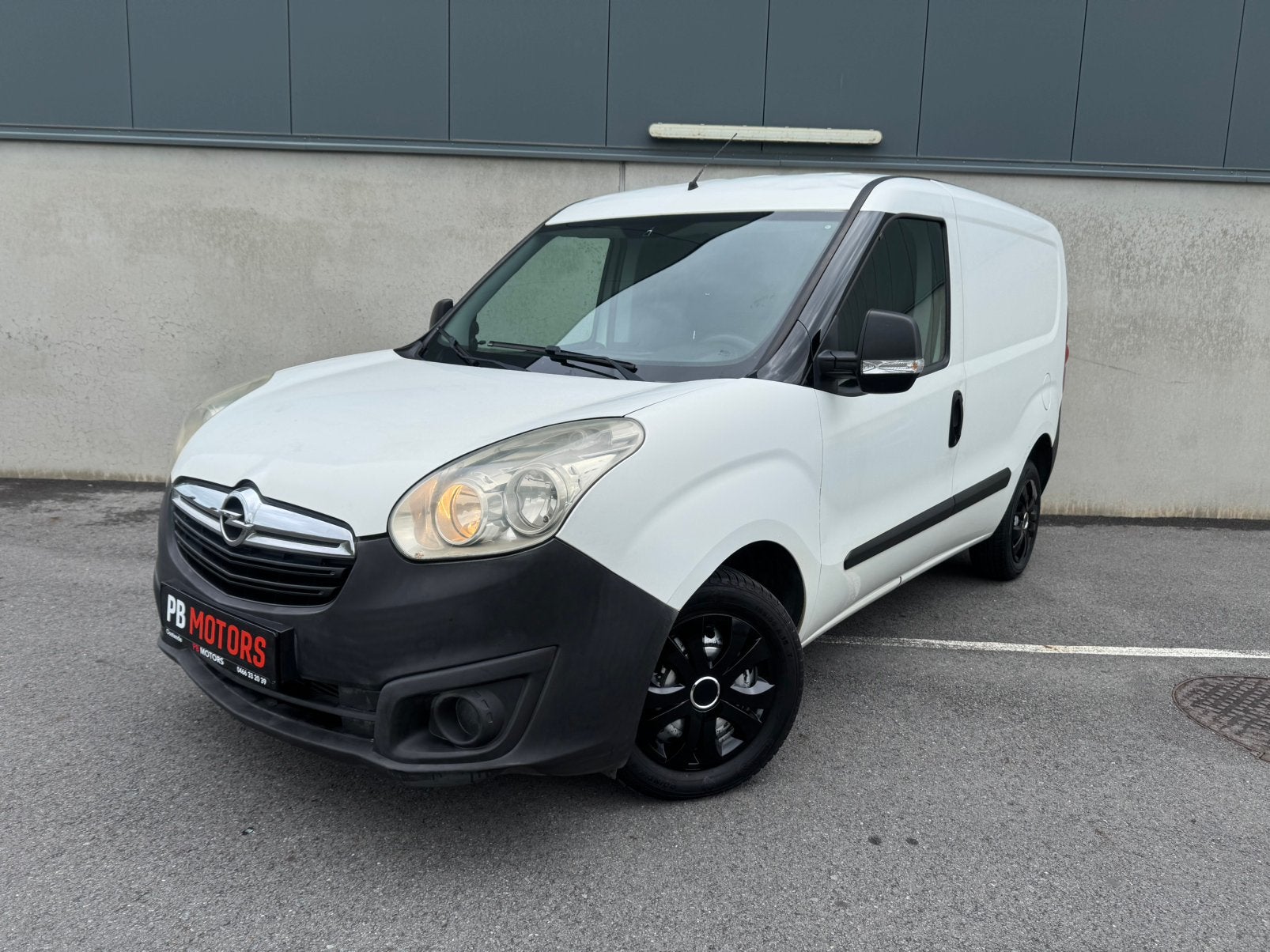 Opel combo -2012 - 1.3 Diesel - lichte vracht - 155.000 km, Auto's, Opel, Wit, Bedrijf, Radio, 2 zetels
