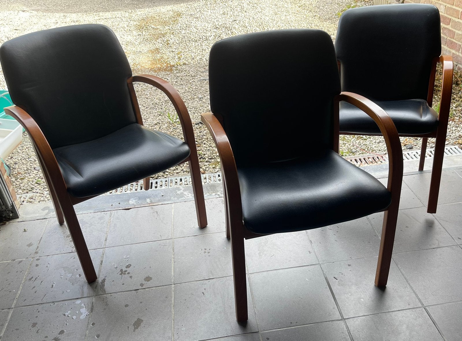 Lot de 3 fauteuils de reception/ bureau empilables, Enlèvement, Bureau