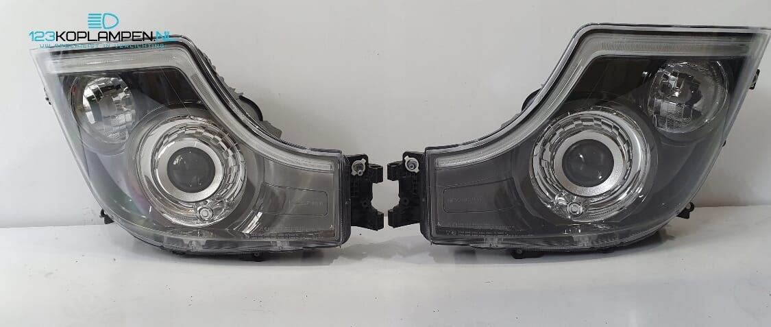 Mercedes Actros MP5 Led Koplamp links rechts, Éclairage, Utilisé, -, -