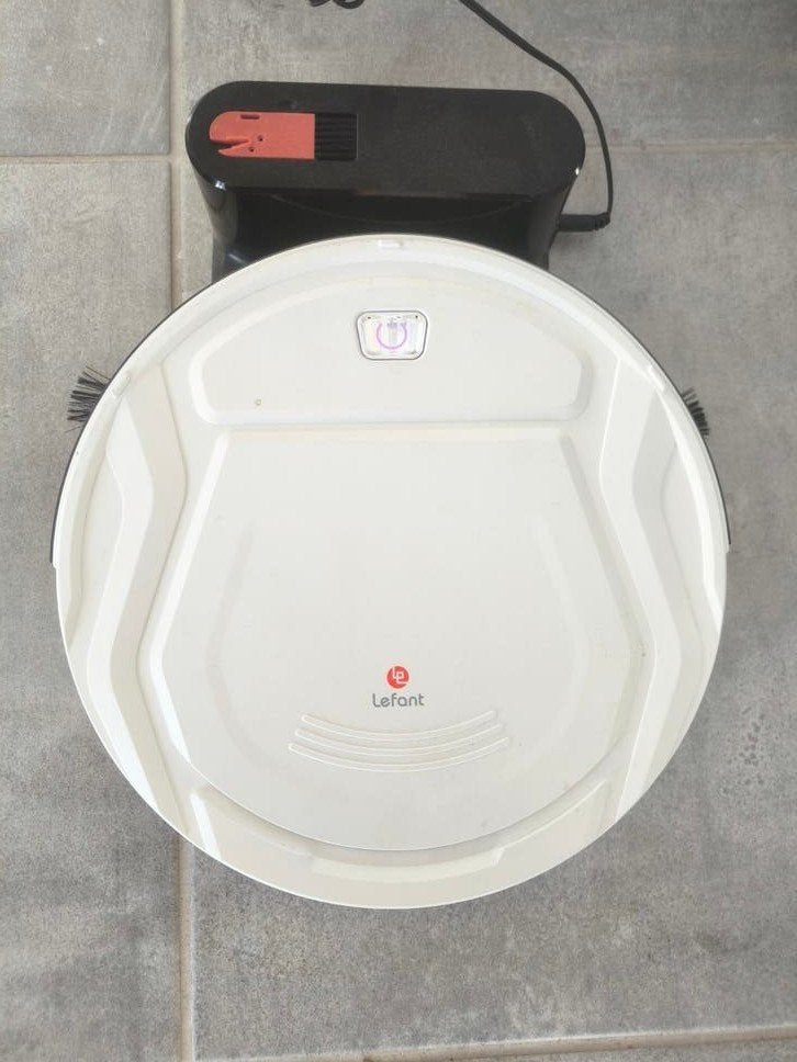 Robot aspirateur Lefant M210 avec station de charge, Electroménager, Enlèvement ou Envoi, Comme neuf