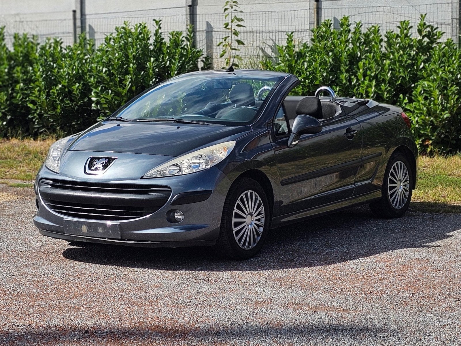 peugeot 207cc /// 1.6 essence/// 2009 euro 5, Autos, Euro 5, Achat, Cabriolet, Particulier