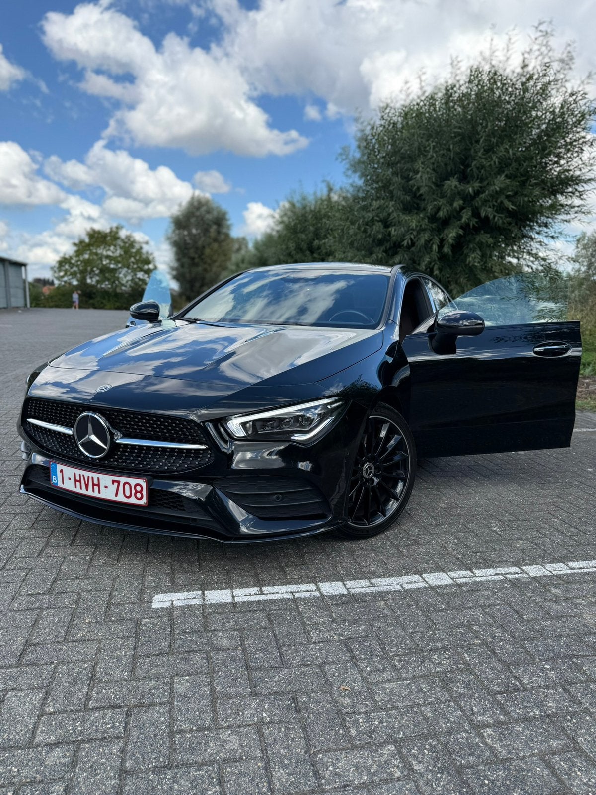 Mercedes-Benz CLA 200 AMG Line | Pano | LED | KEYLESS, Auto's, CLA, Euro 6, Zwart, Leder