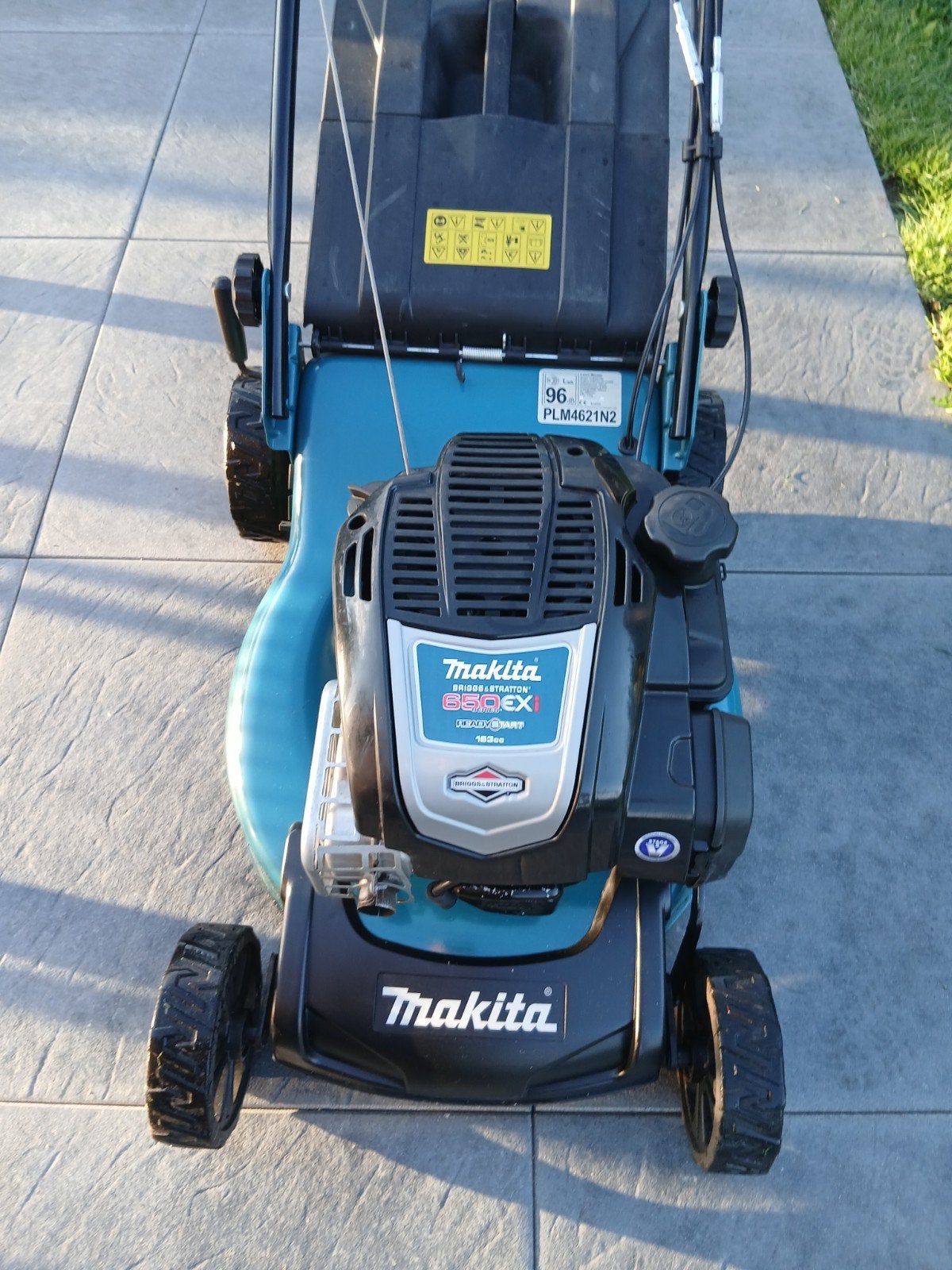 Makita grasmaaier 650 exi, Tuin en Terras, Ophalen, Cirkelmaaier, Zo goed als nieuw, Opvangbak