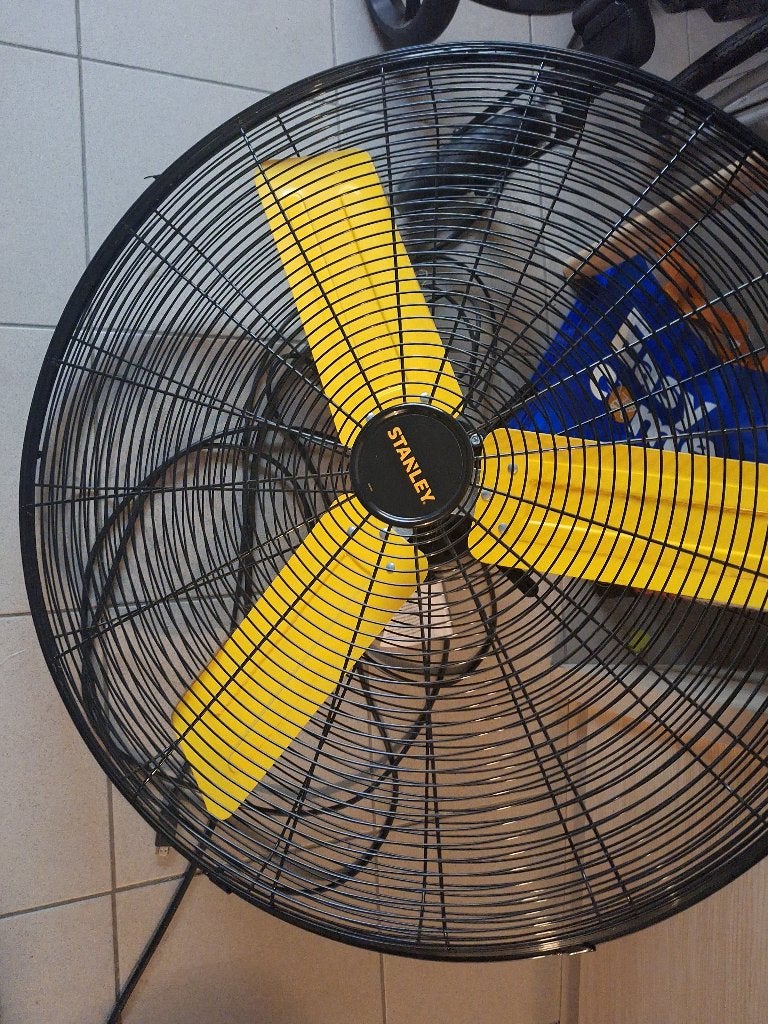 Stanley 30-inch Statiefventilator (ST-30P-E), Electroménager, Ventilateurs, Comme neuf, Ventilateur de trépied, Enlèvement