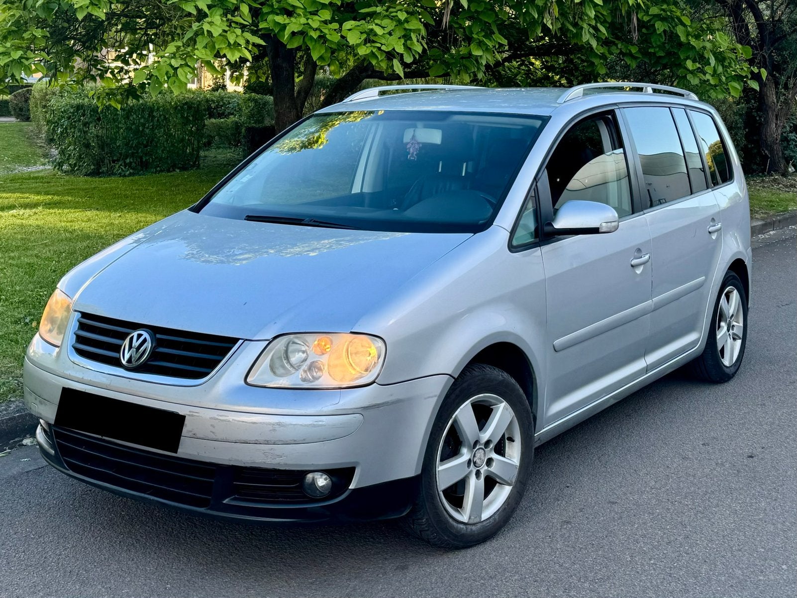 Volkswagen Touran 2.0Tdi Automatique Pret à immatriculer, Autos, Volkswagen, Particulier, Touran, ABS, Phares directionnels, Régulateur de distance