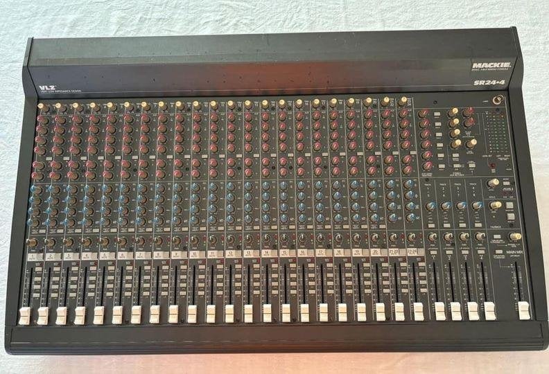 Mackie SR24-4, Muziek en Instrumenten, Ophalen, Gebruikt, 20 kanalen of meer
