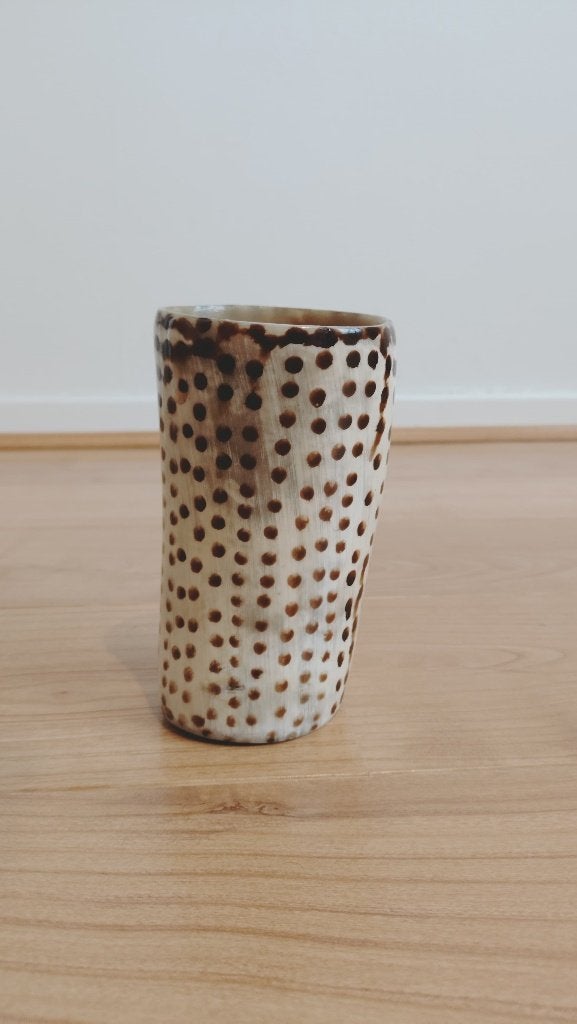 Tasse/étui à crayons vintage en corne polie, Enlèvement