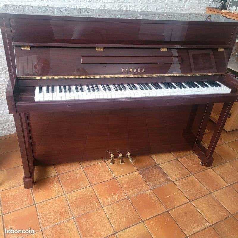 Yamaha piano model C-113, Muziek en Instrumenten, Overige kleuren, Ophalen of Verzenden, Zo goed als nieuw, Piano