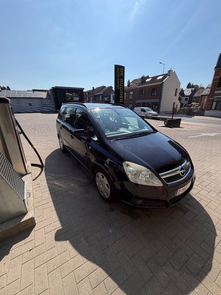 Opel zafira 7 place essence, Autos, Achat, Zafira, Particulier, Essence