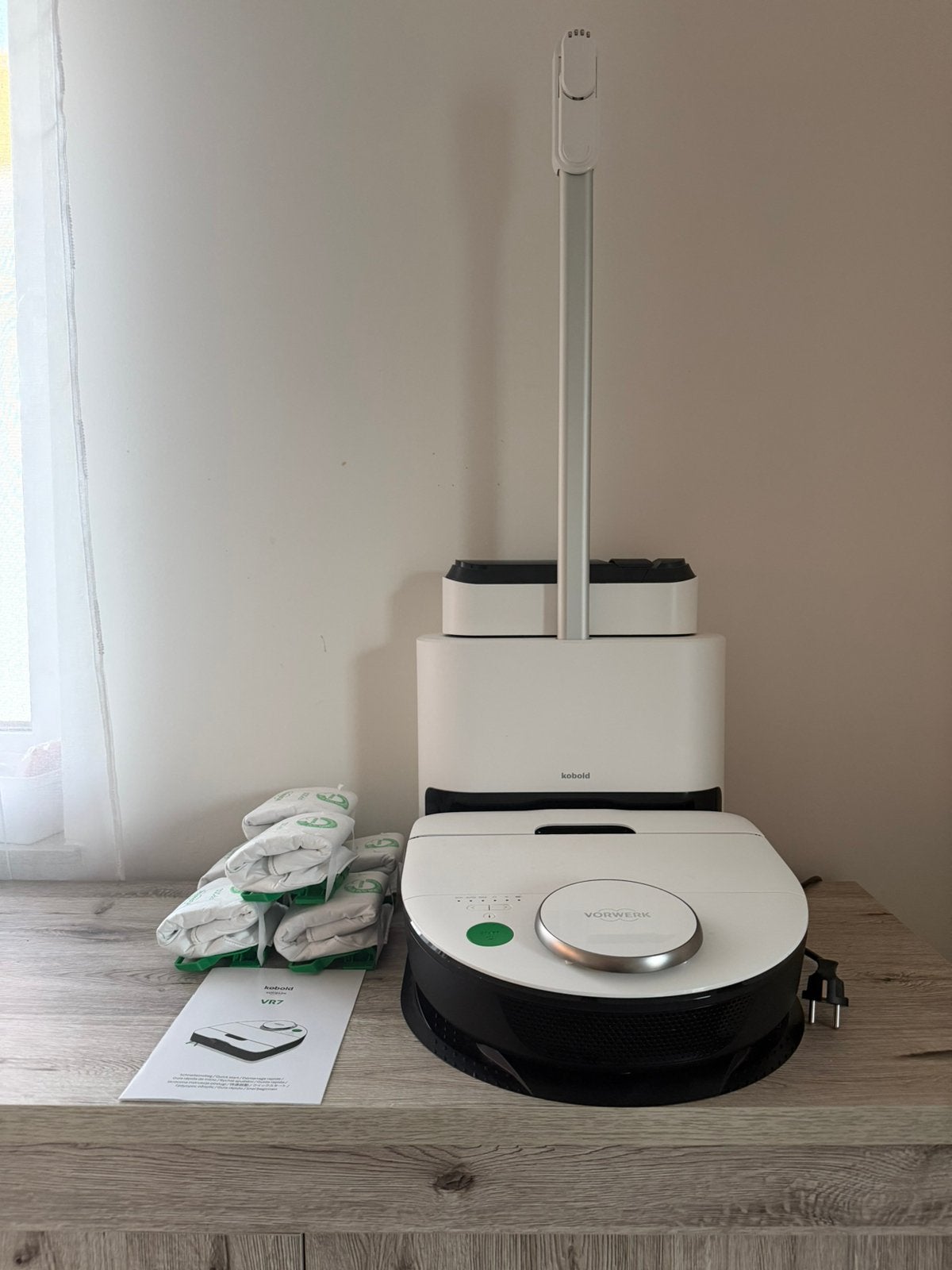 Kobold VR7, Electroménager, Station de charge, Enlèvement ou Envoi, Comme neuf, Aspirateur robot
