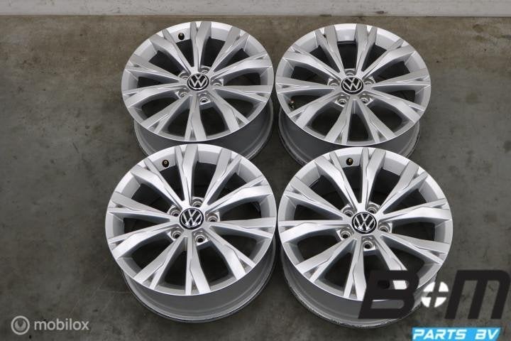 ORIGINEEL! 17 inch velgen Audi VW Tiguan 5NA! 5NA601025, Gebruikt, Velg(en), 17 inch, Personenwagen