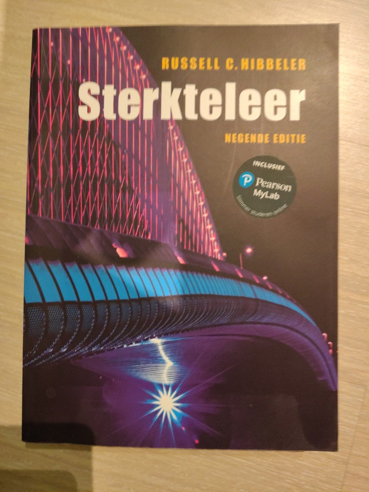 Russell C. Hibbeler - Sterkteleer negende editie, Boeken, Schoolboeken, Overige vakken, Ophalen