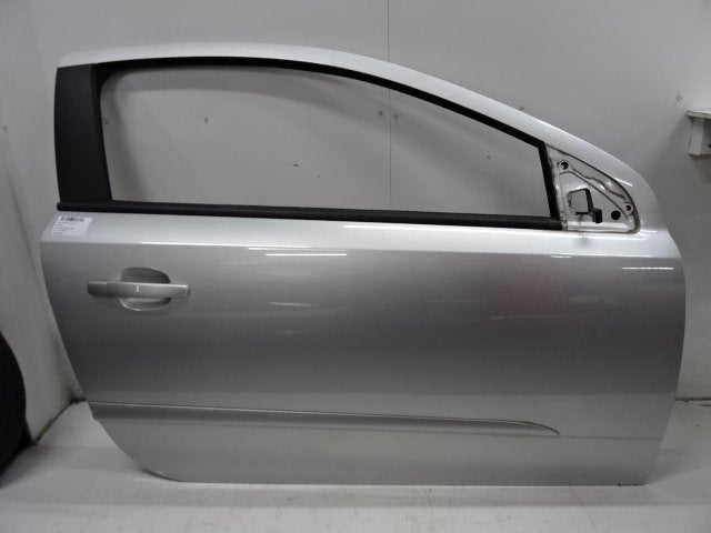 PORTIER RECHTS VOOR Opel Astra H GTC (L08) (01-2005/12-2011), Gebruikt, Deur, Rue de l'Espoir 34 34
4030  GRIVEGNÉE, BE, Info@Collignon.be