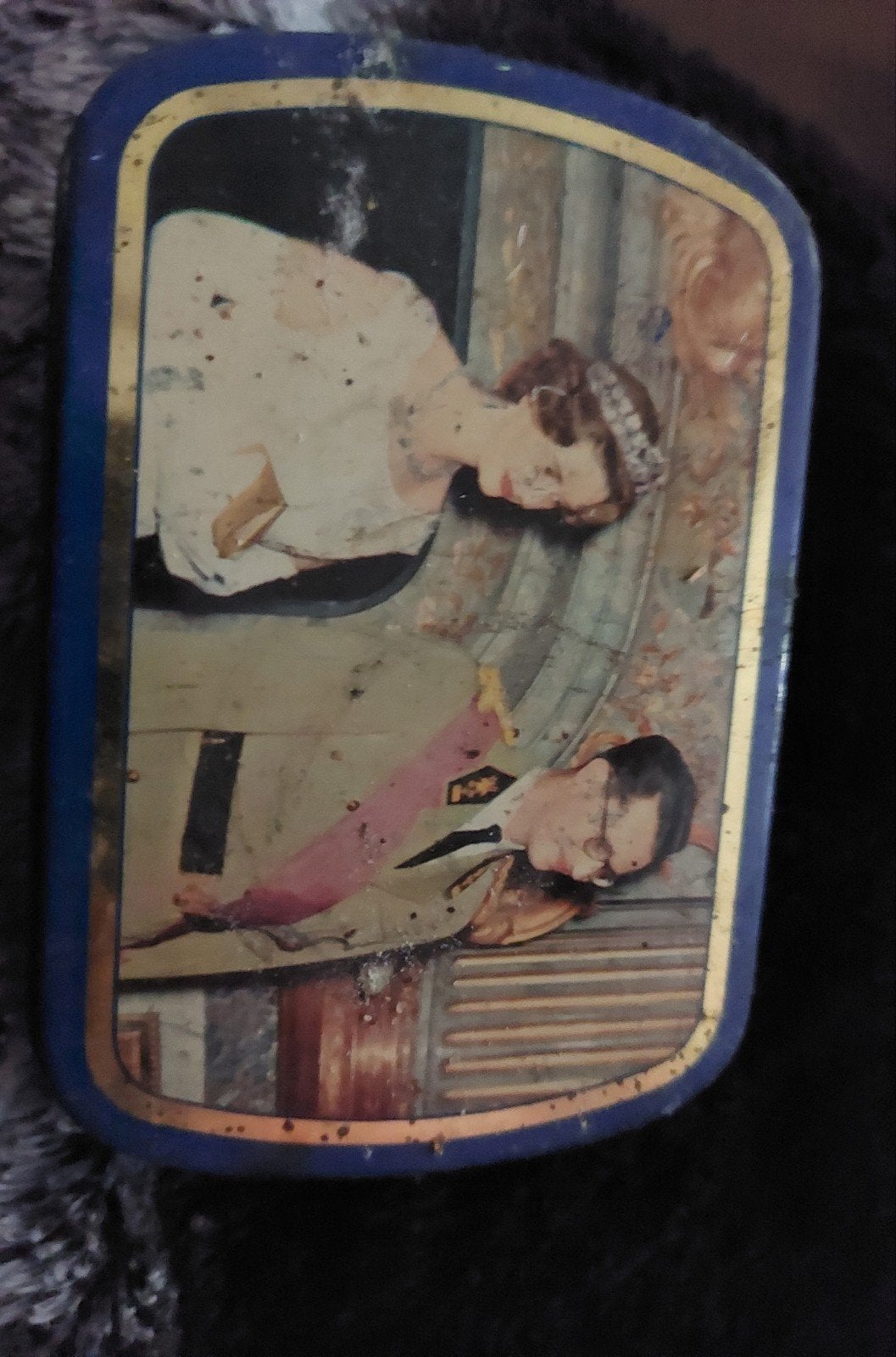 Oud tabaksdoosje 1960 boudewijn en fabiola., Verzamelen, Ophalen
