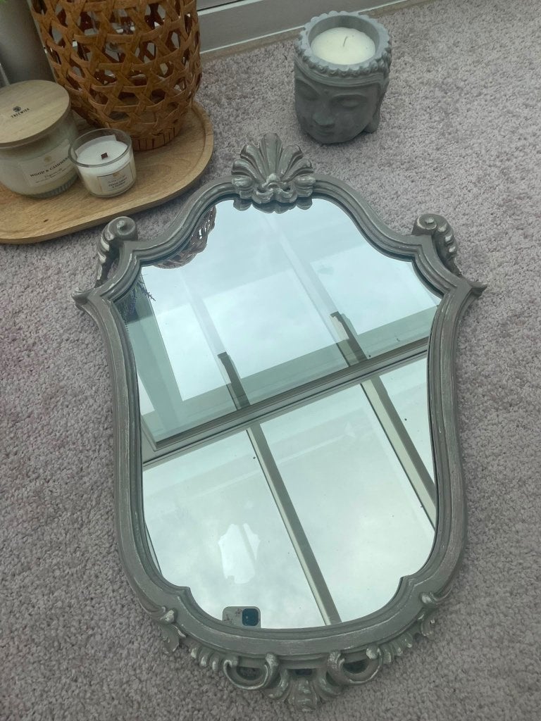 Miroir style baroque, Enlèvement, Utilisé