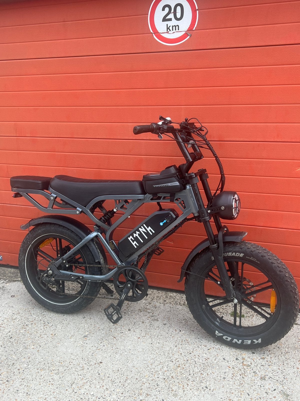 Fatbike, Fietsen en Brommers, Ophalen, Zo goed als nieuw