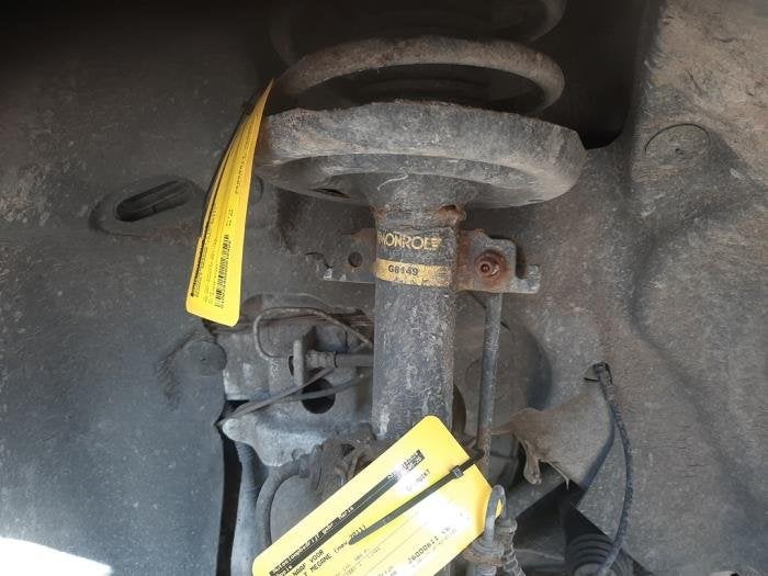 Schokdemperpoot links-voor van een Renault Megane, Gebruikt, -, Renault, -